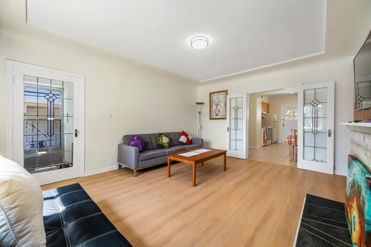 Holiday home Cozy & Stylish 2Br Suite In East Vancouver